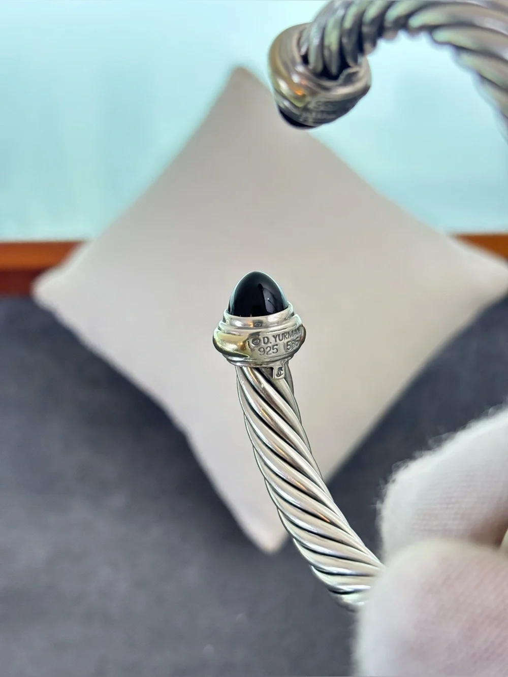 David Yurman 925 & 14k Gold 7mm Cable Cuff with Black Onyx-Medium - Picture 3 of 9